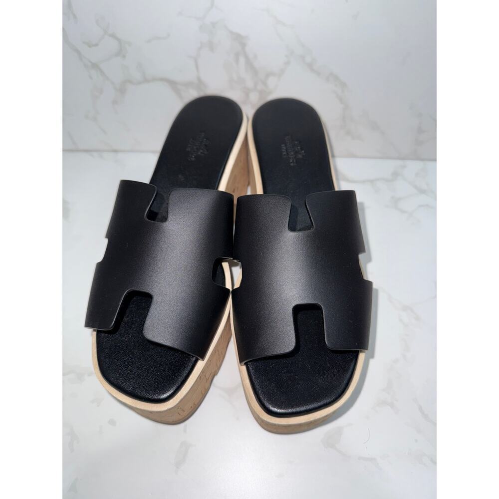 Hermès H Wedge Sandals in Black